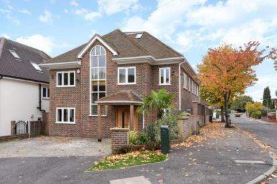 5 Bedroom Detached